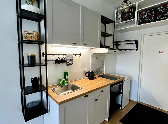 Apartament Savi 4 Parnawa